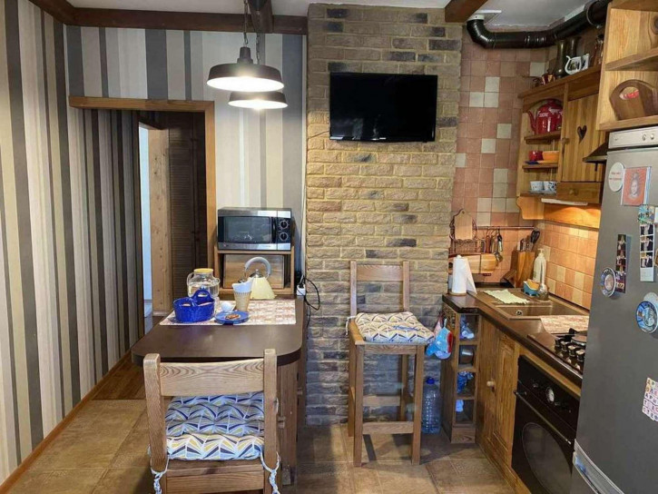 3-комн квартира Юности бульвар, 43