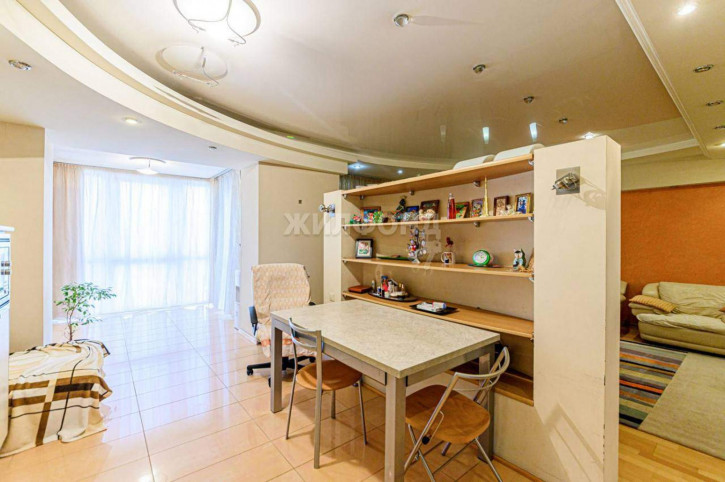 3-комн квартира Державина улица, д.20