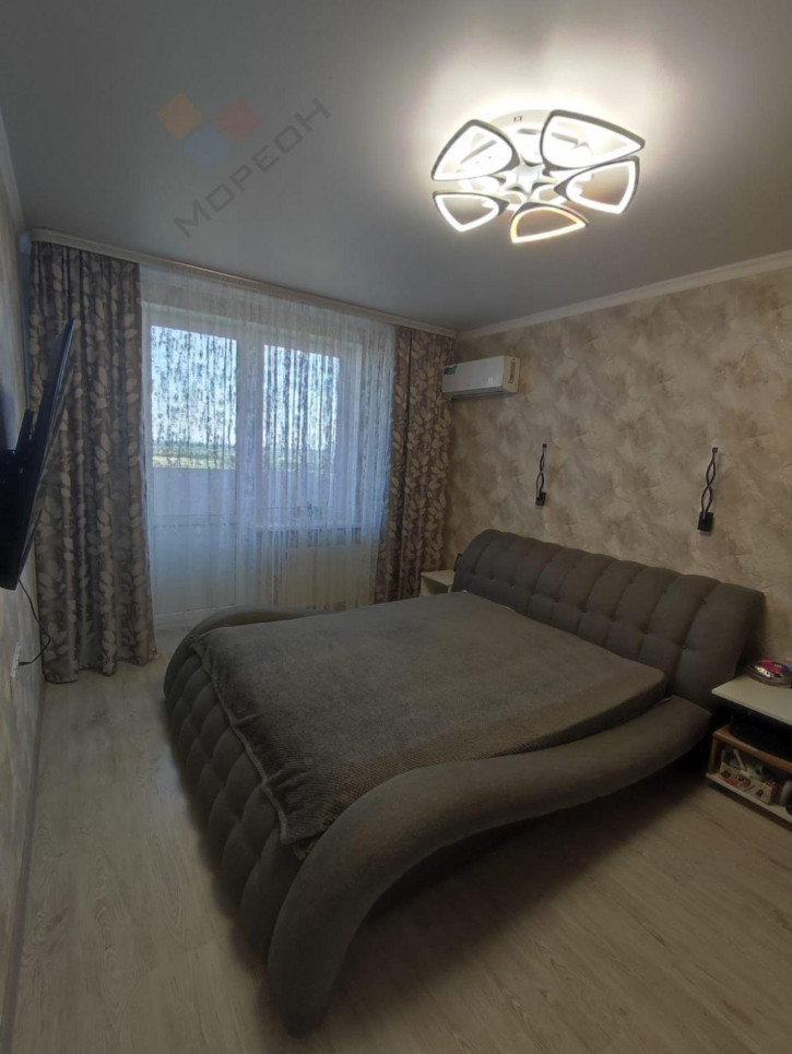 3-комн квартира им. Комарова В.М. ул, 21б