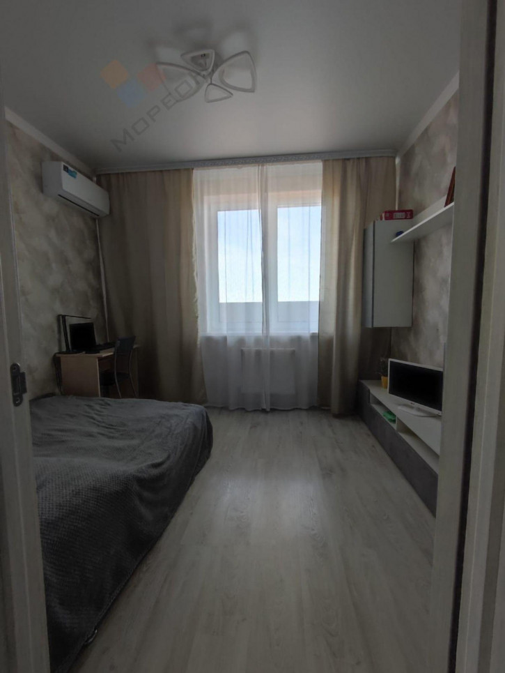 3-комн квартира им. Комарова В.М. ул, 21б