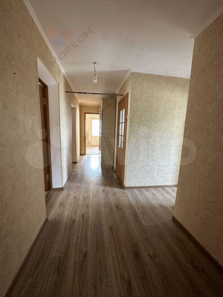 4-комн квартира Алтайская ул, 14