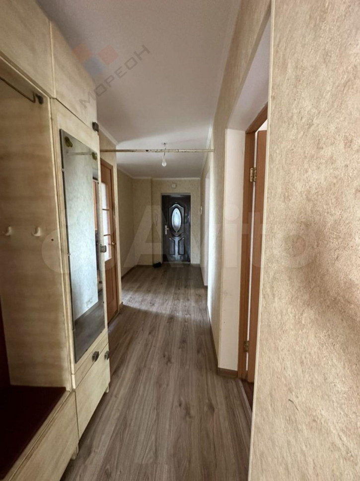 4-комн квартира Алтайская ул, 14