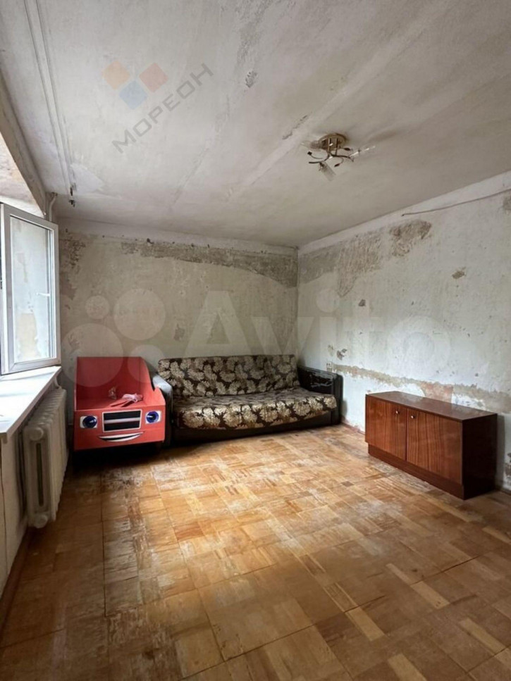 4-комн квартира Алтайская ул, 14