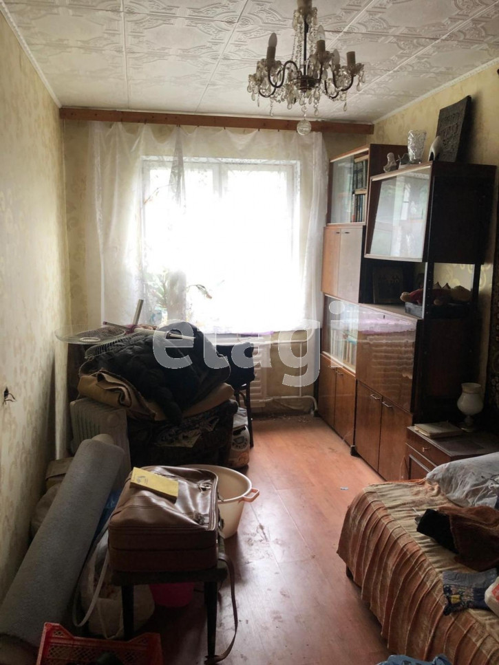 3-комн квартира Боевая, 54