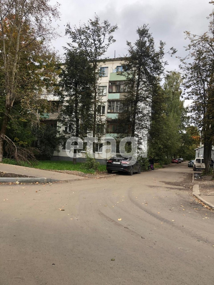 3-комн квартира Боевая, 54