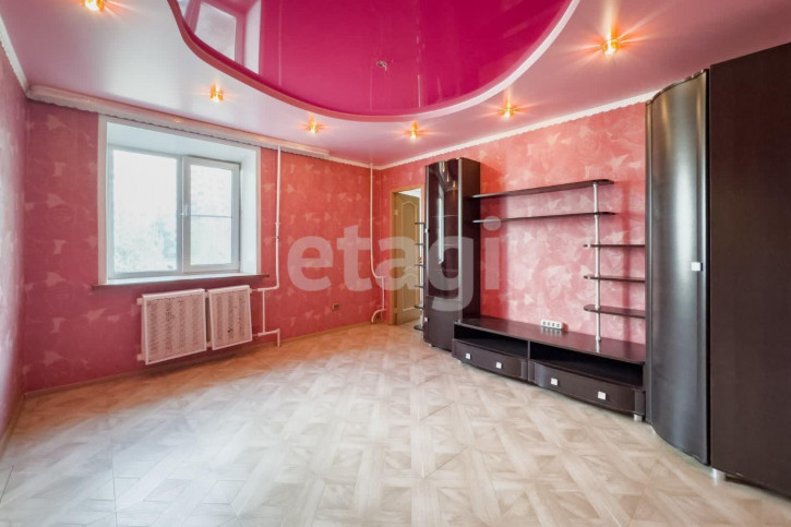 3-комн квартира Индустриальная, 21