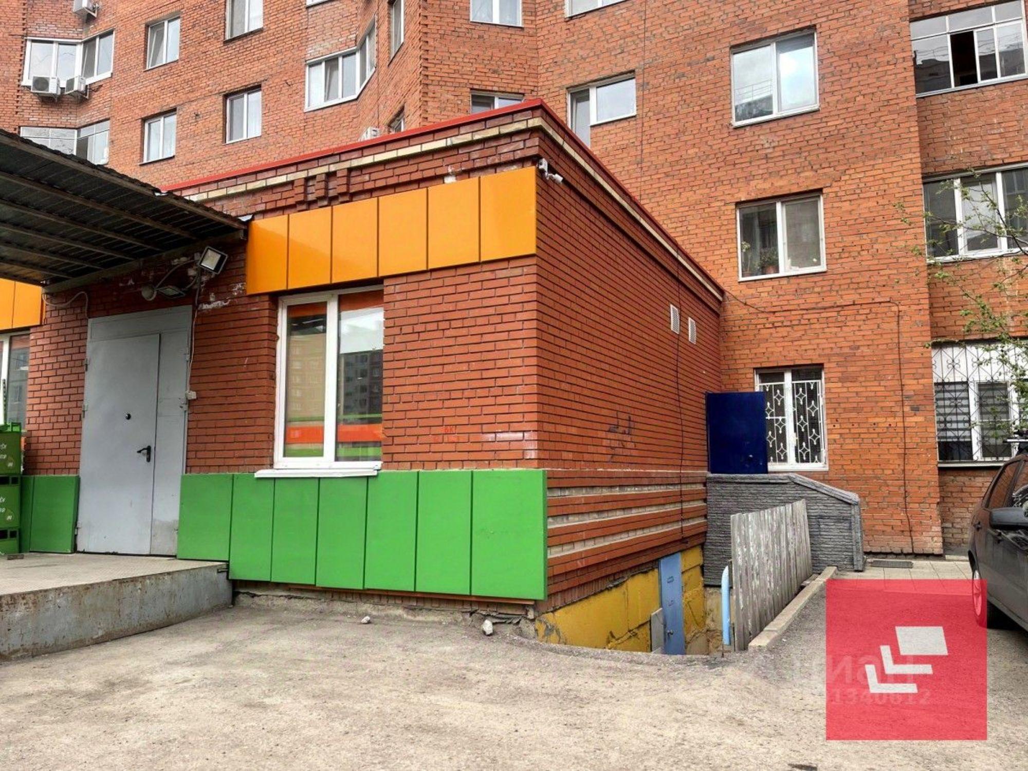 Сдать складское помещение за 125 000 рублей на ул Юрия Гагарина, 10/1