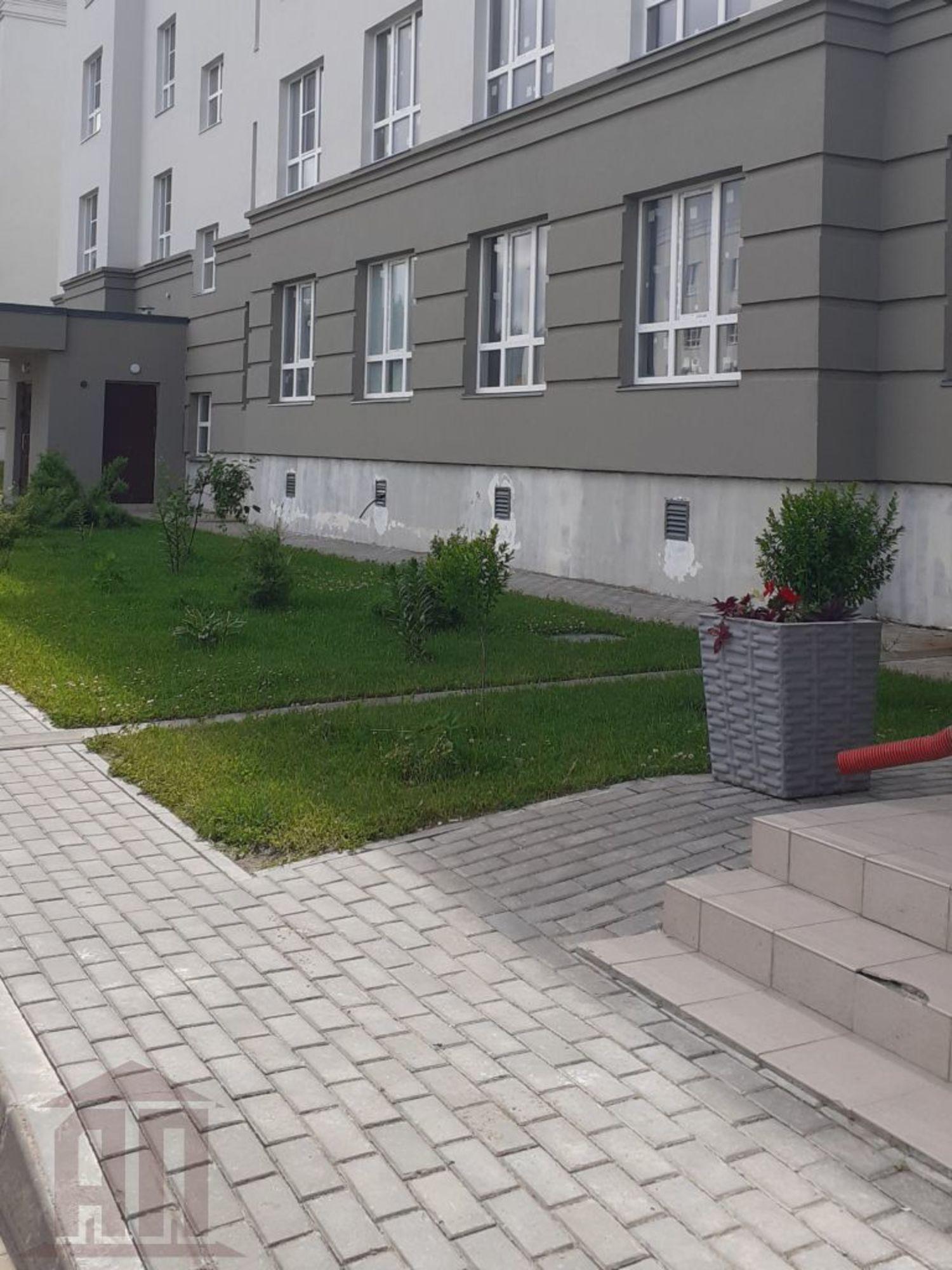 Купить квартиру за 3 721 720 рублей на Медовая ул, 9