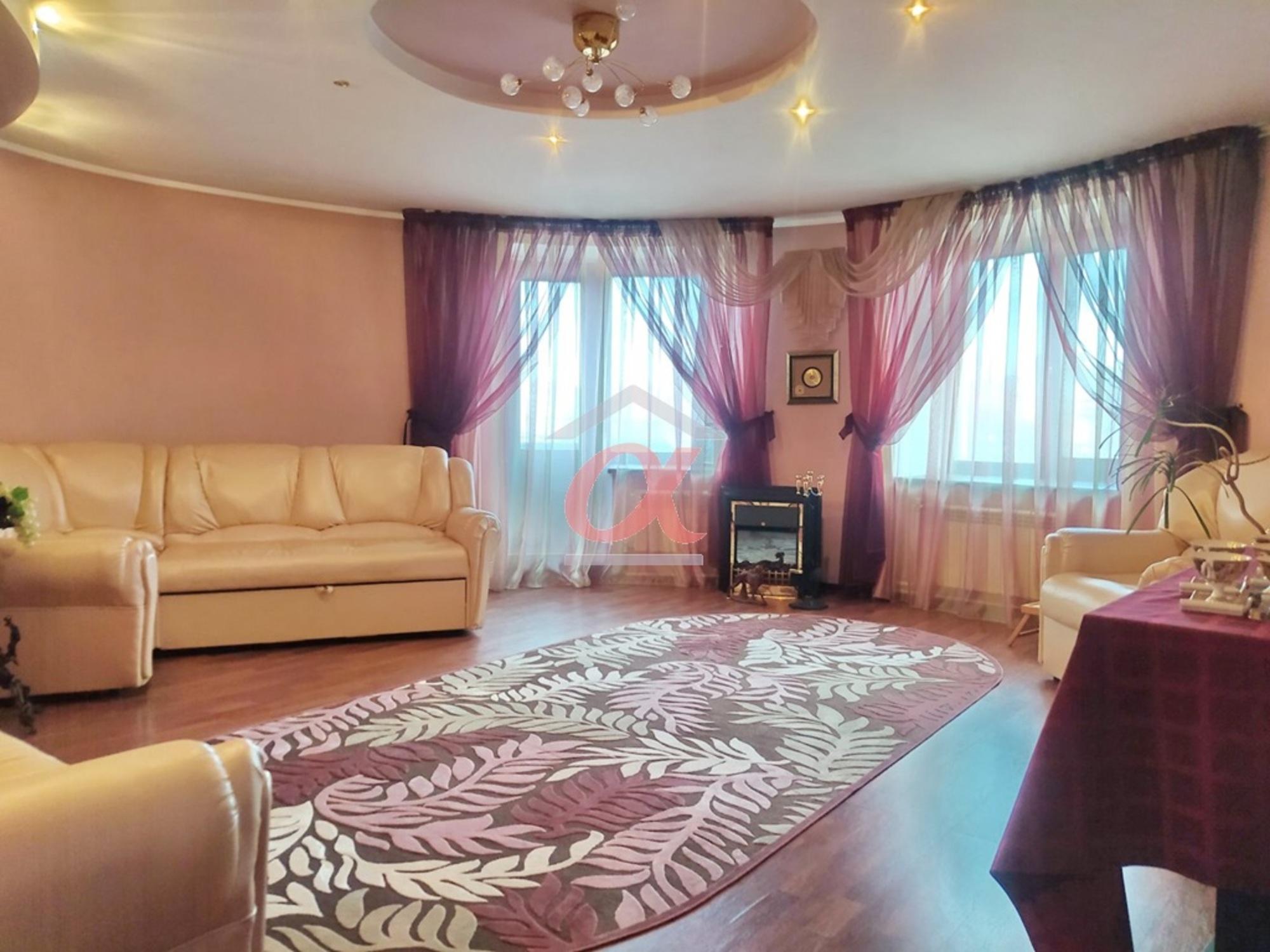 Купить квартиру за 12 200 000 рублей на Патриотов улица, 38