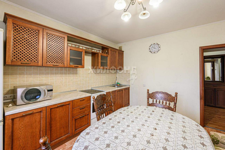 3-комн квартира Гребенщикова улица, д.13