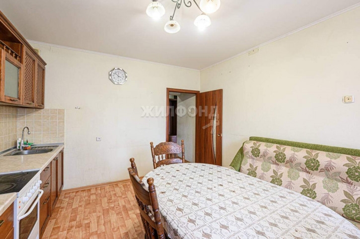 3-комн квартира Гребенщикова улица, д.13