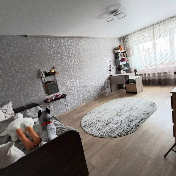 3-комн квартира Комсомольский проспект, д.10