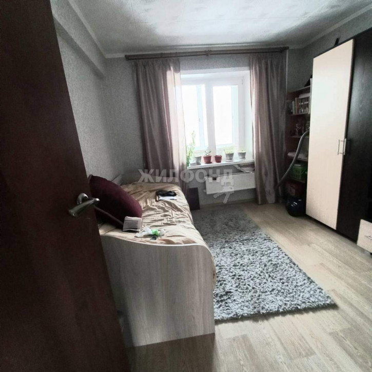 3-комн квартира Комсомольский проспект, д.10
