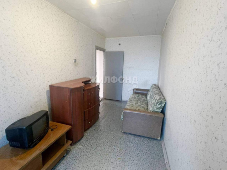 4-комн квартира Учительская улица, д.24