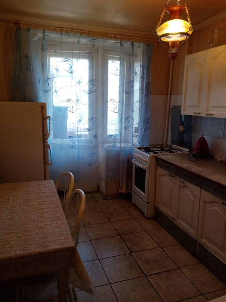 3-комн квартира Энгельса ул(Преображенская ул.), 74