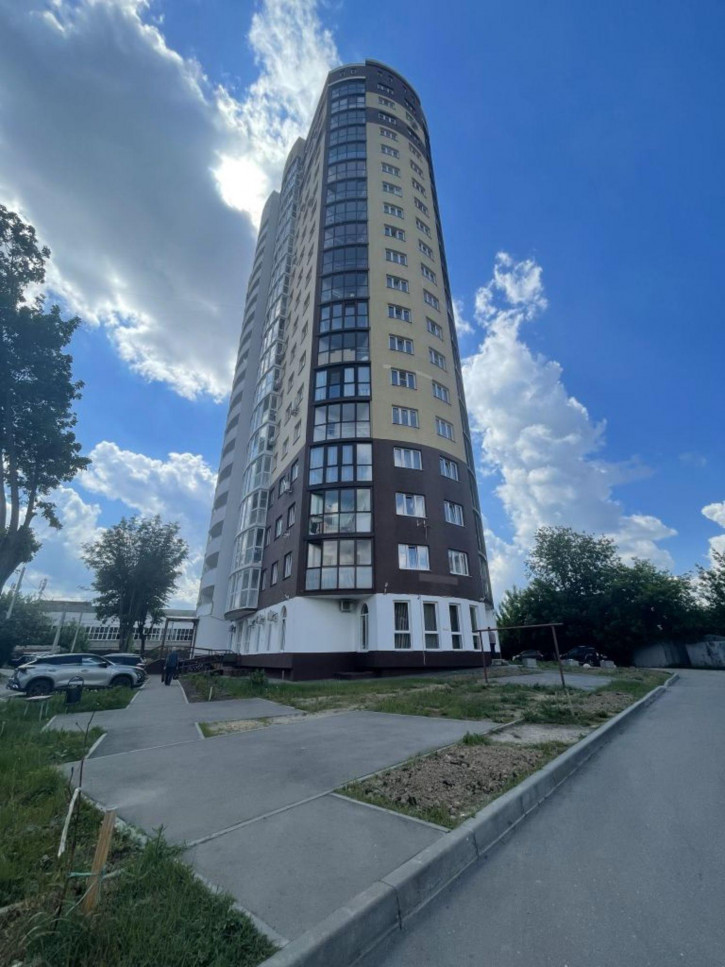 Офис 10 Августа ул, 85