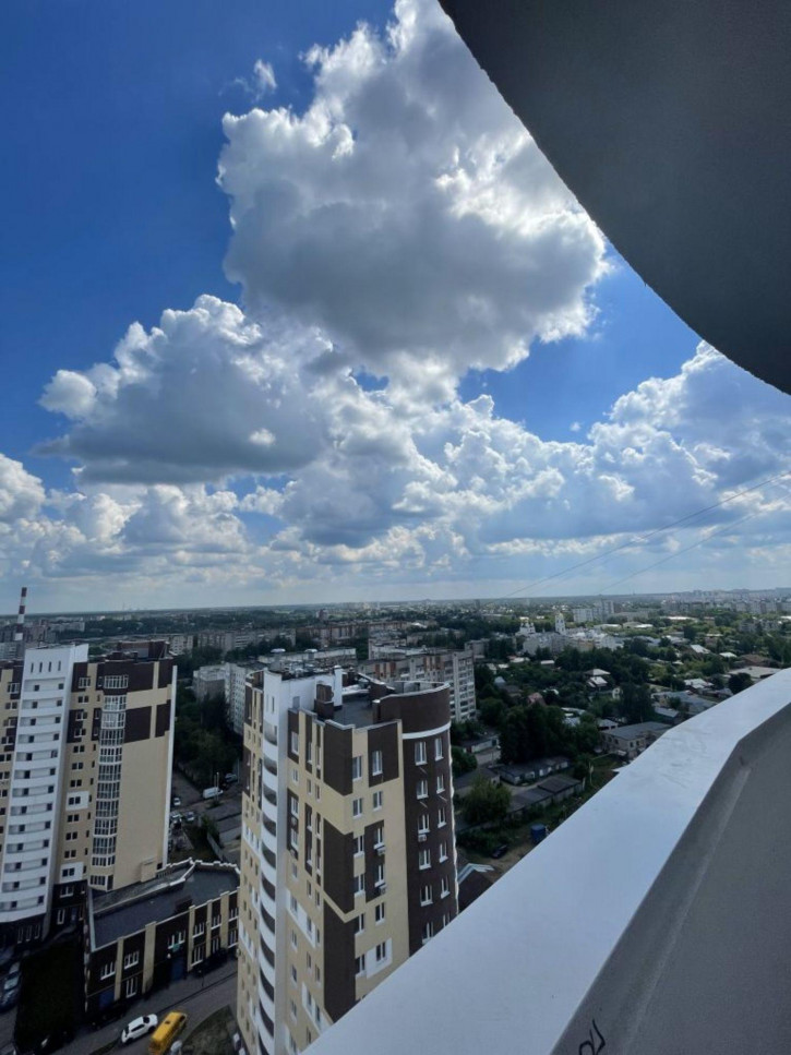Офис 10 Августа ул, 85