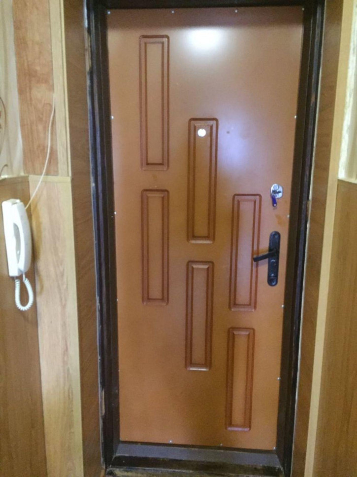 3-комн квартира Вихрева ул, 80