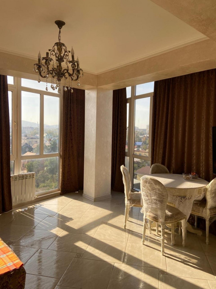 2-комн квартира улица Краснозелёных, 25