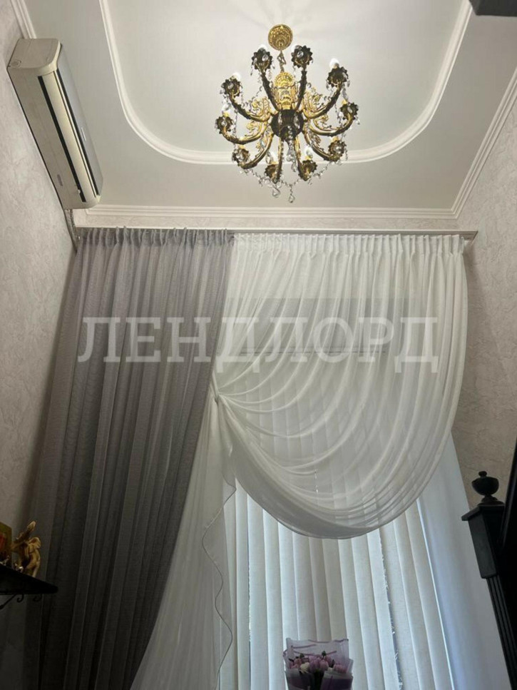 3-комн квартира улица Серафимовича, 41