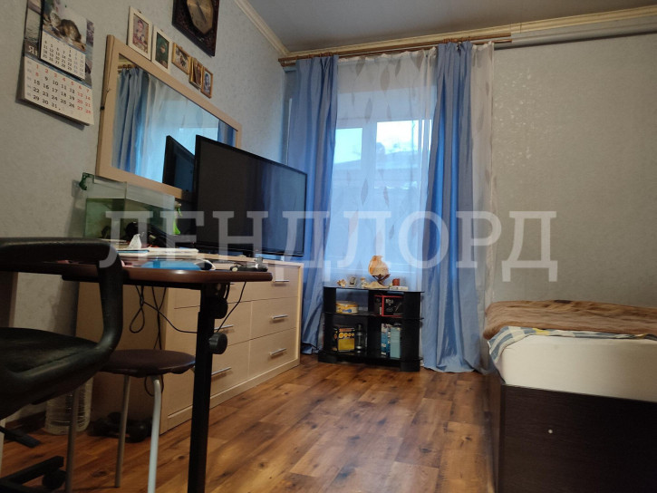 4-комн квартира Красный, 23А