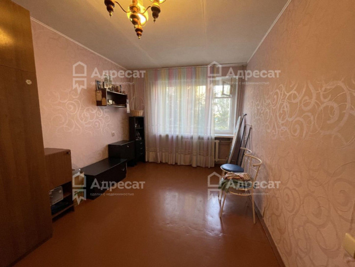3-комн квартира ул. Зерноградская,  д.2