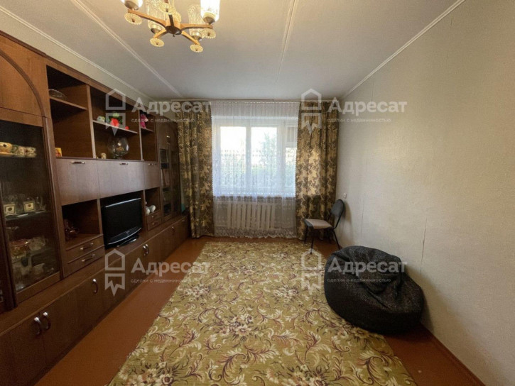 3-комн квартира ул. Зерноградская,  д.2
