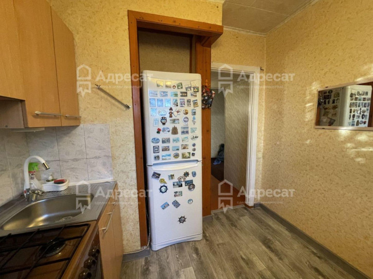 3-комн квартира ул. Зерноградская,  д.2