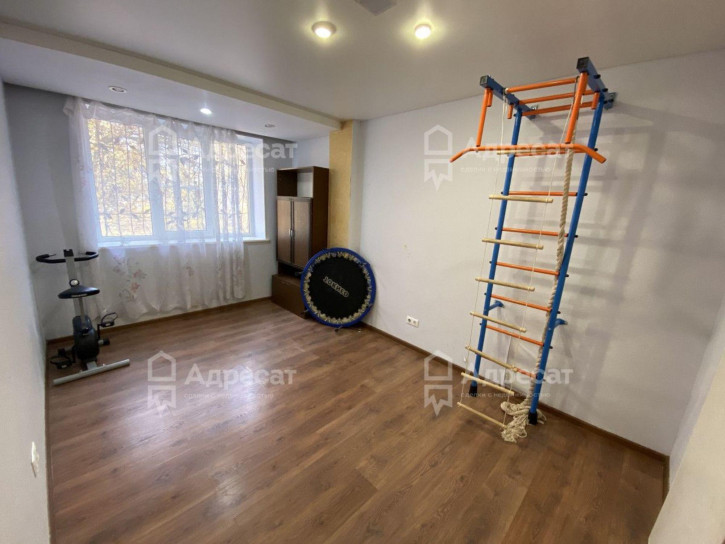 4-комн квартира ул. Армавирская,  д.13