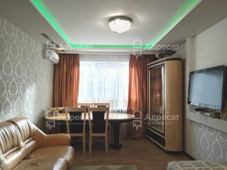 2-комн квартира ул. Землячки,  д.50