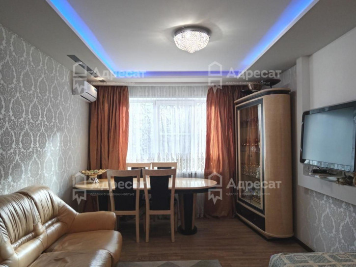 2-комн квартира ул. Землячки,  д.50