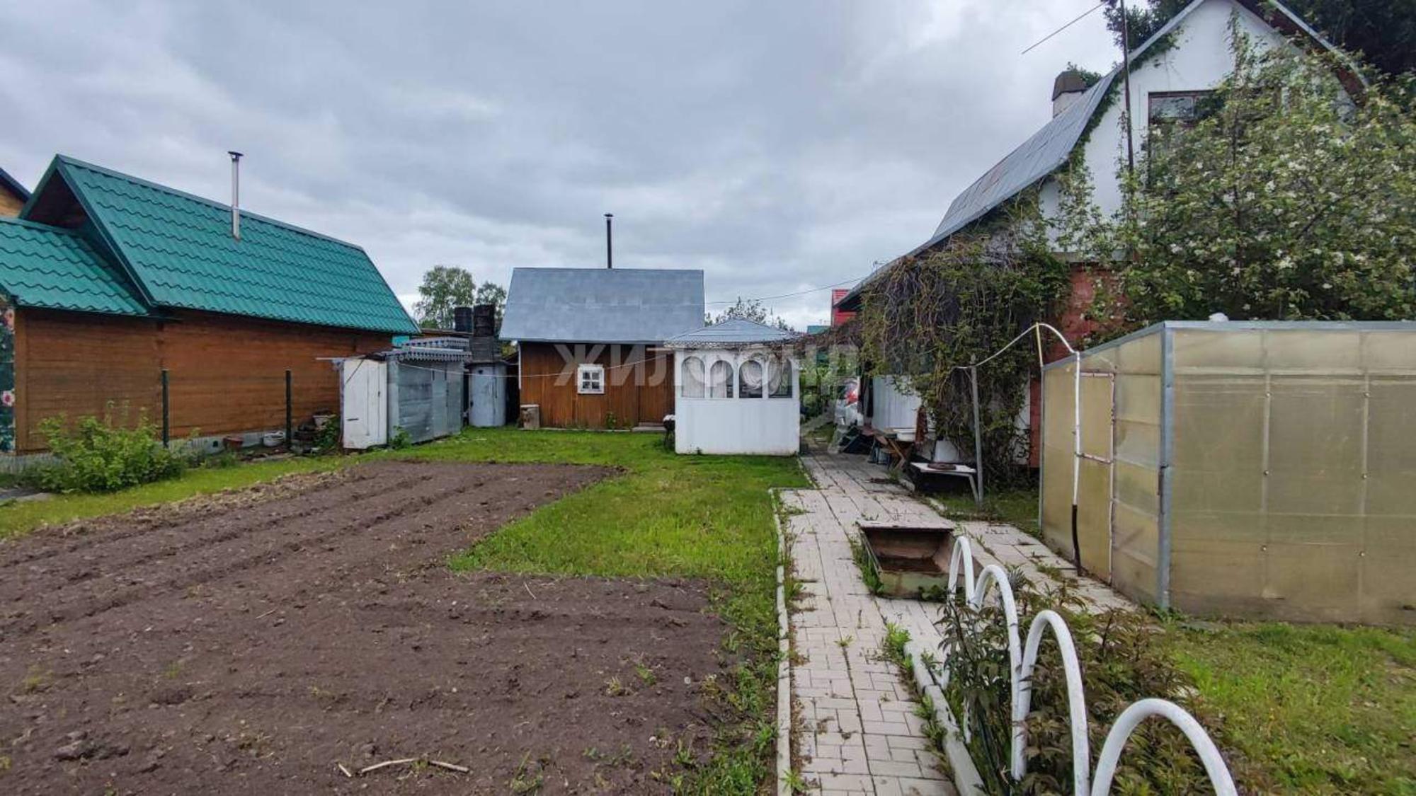 Купить дачу, дом, коттедж за 2 000 000 рублей на Автомобилист садовое товарищество