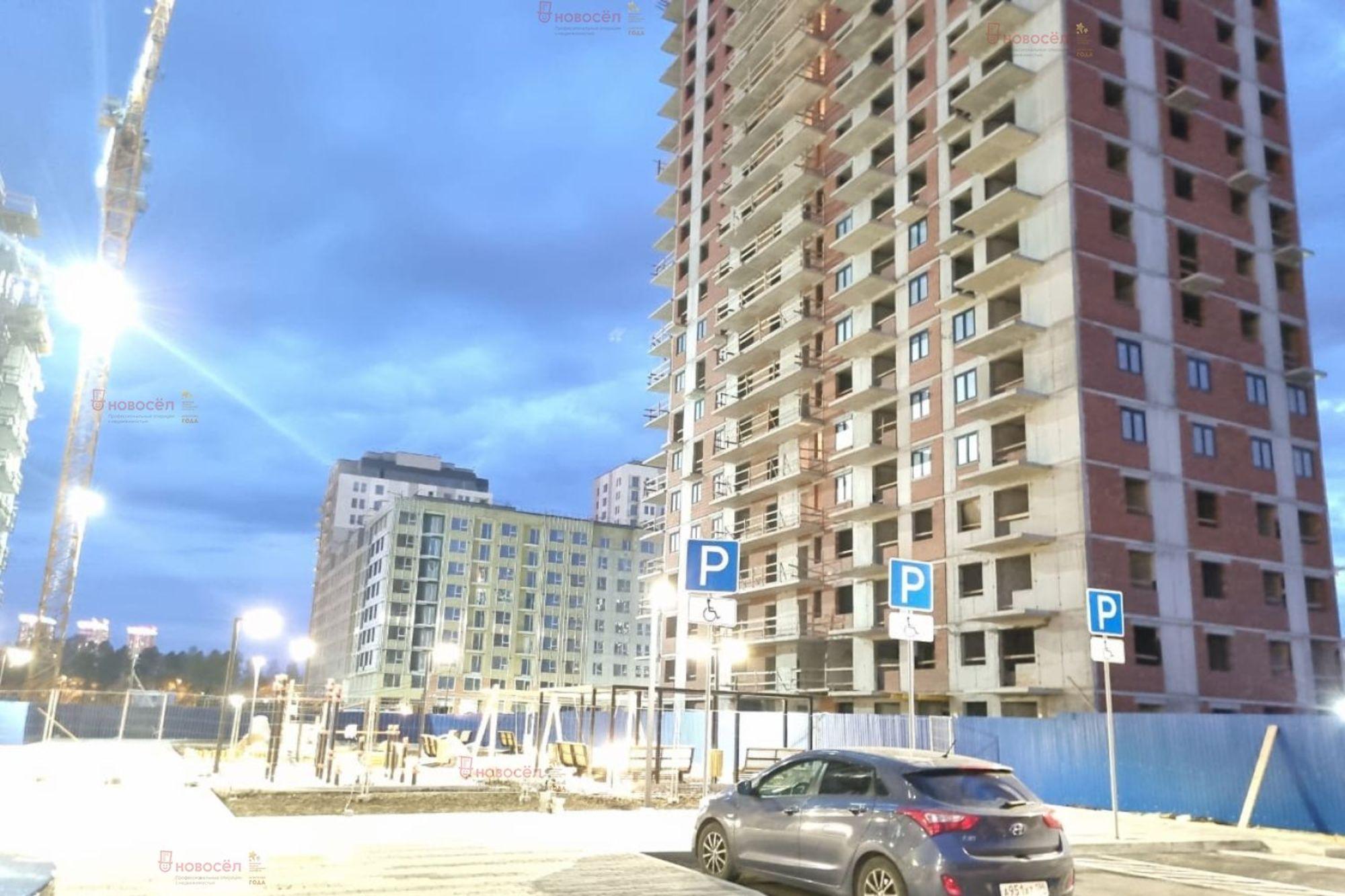 Купить квартиру за 4 080 000 рублей на Пехотинцев 2а