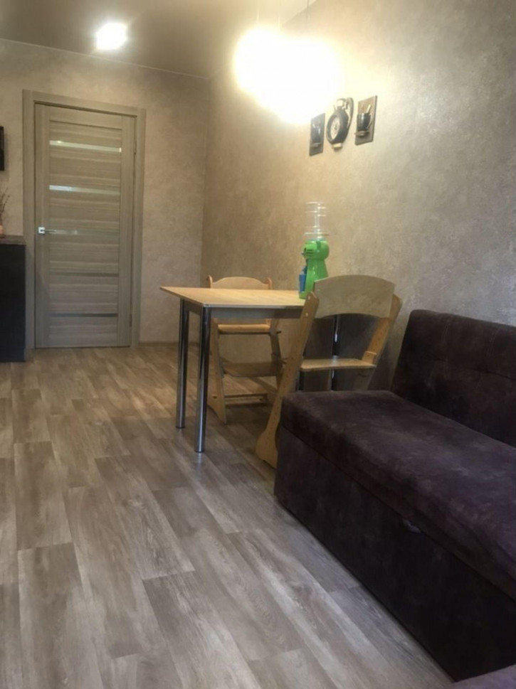 2-комн квартира Кривохижина ул, 8