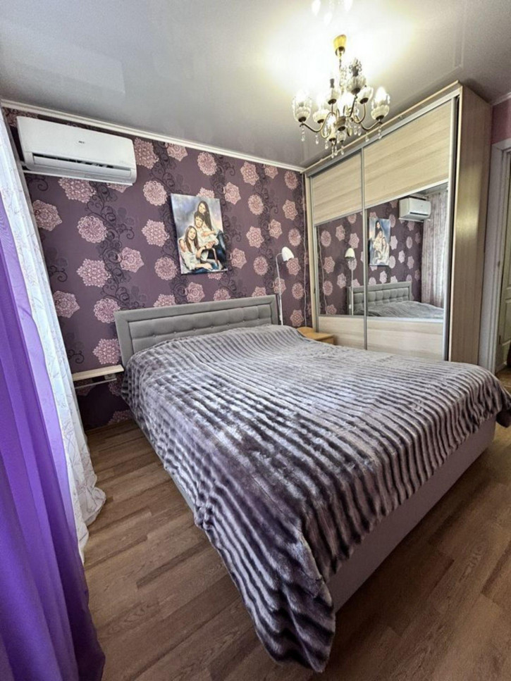 3-комн квартира Тархова ул, 26
