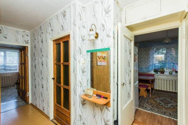 3-комн квартира Весенняя ул, 12А