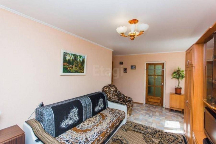 3-комн квартира Весенняя ул, 12А