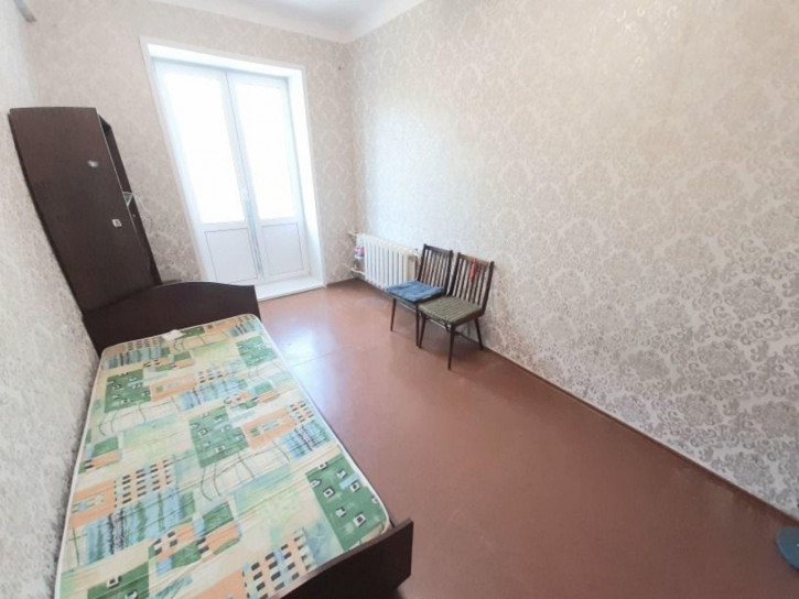 3-комн квартира Некрасова ул, 64/56
