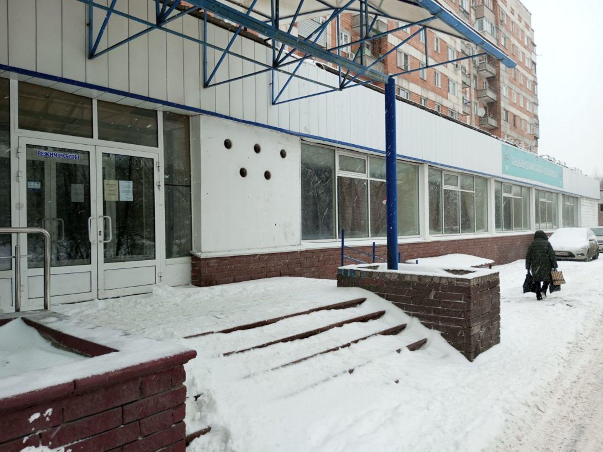 Сдать торговое помещение за 179 000 рублей на Красных Зорь ул, 19
