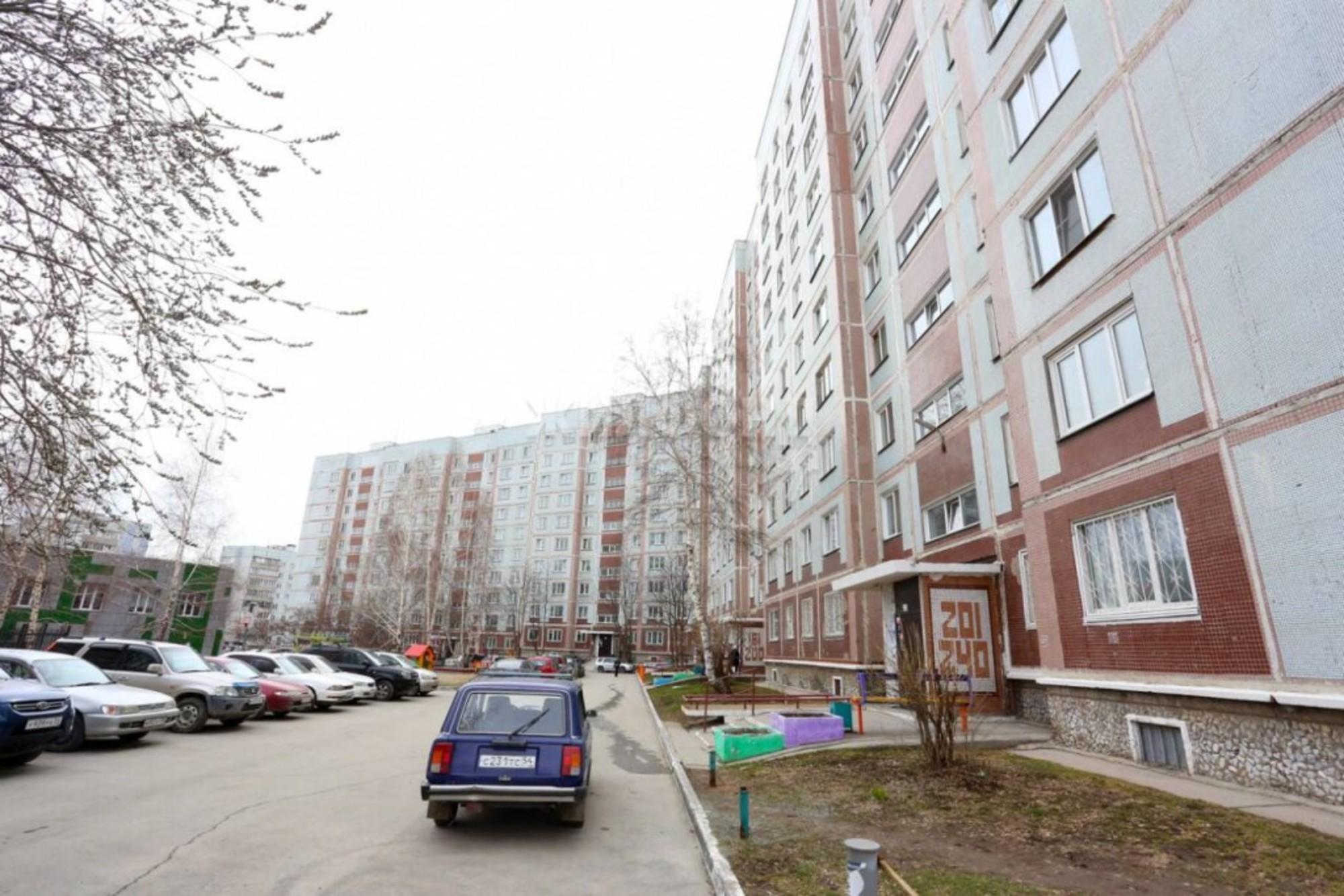 Купить квартиру за 3 850 000 рублей на Земнухова, 12