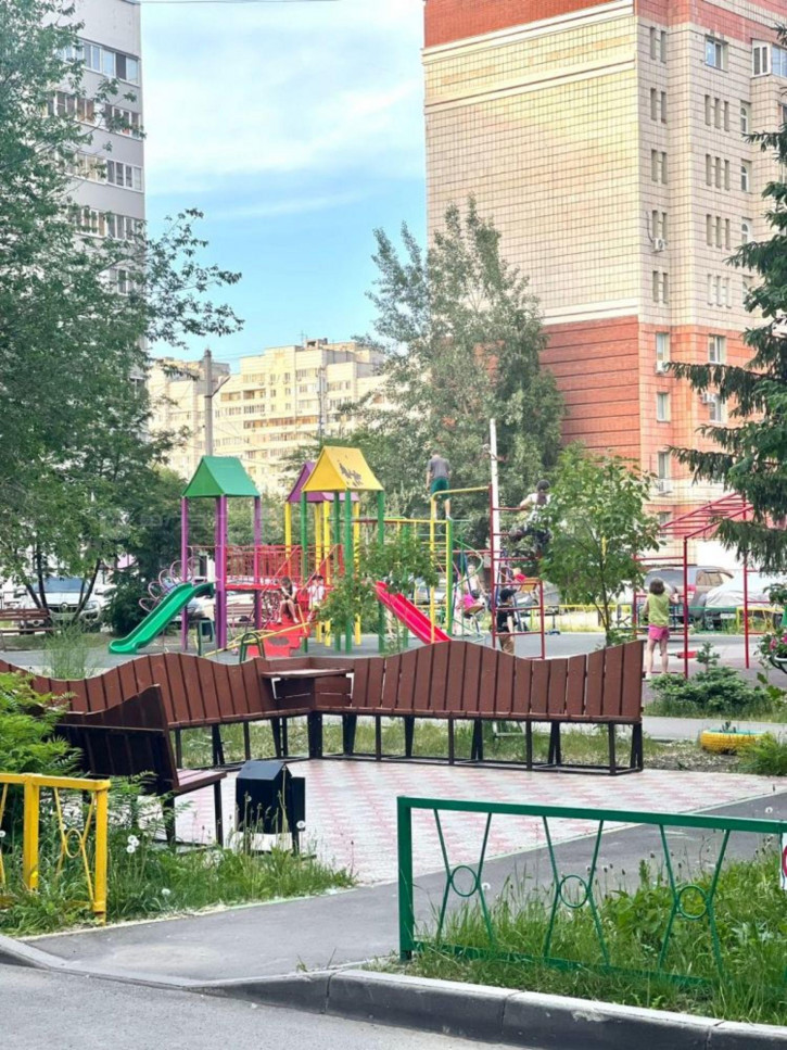 4-комн квартира ул. Четаева, дом 22