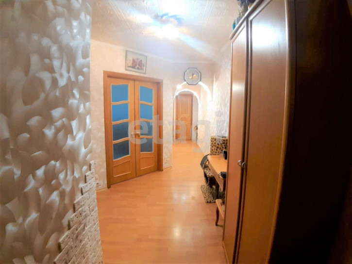3-комн квартира Рославльская улица