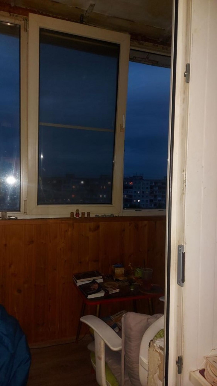 3-комн квартира Строкина ул, 8