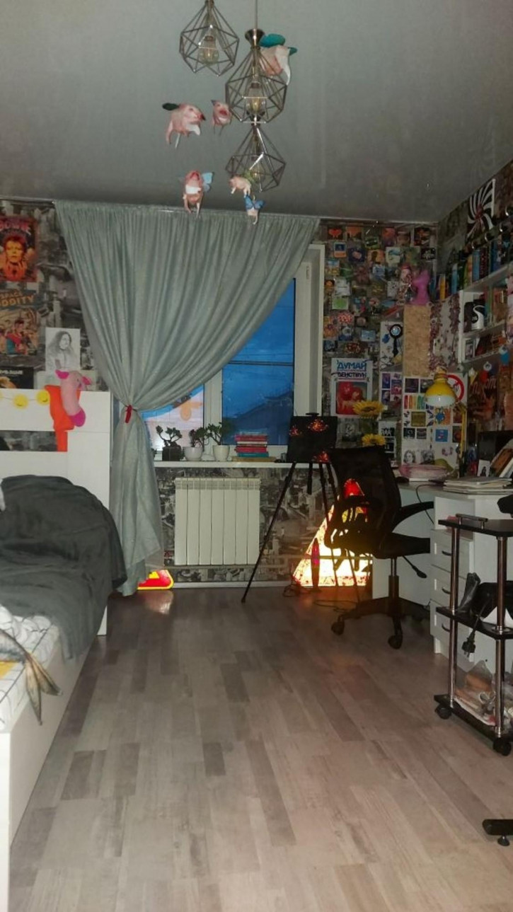 3-комн квартира Строкина ул, 8