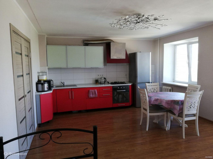 3-комн квартира Кавказская ул, 4В