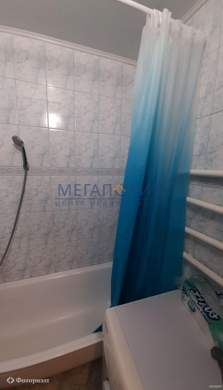 2-комн квартира Титова ул, 27