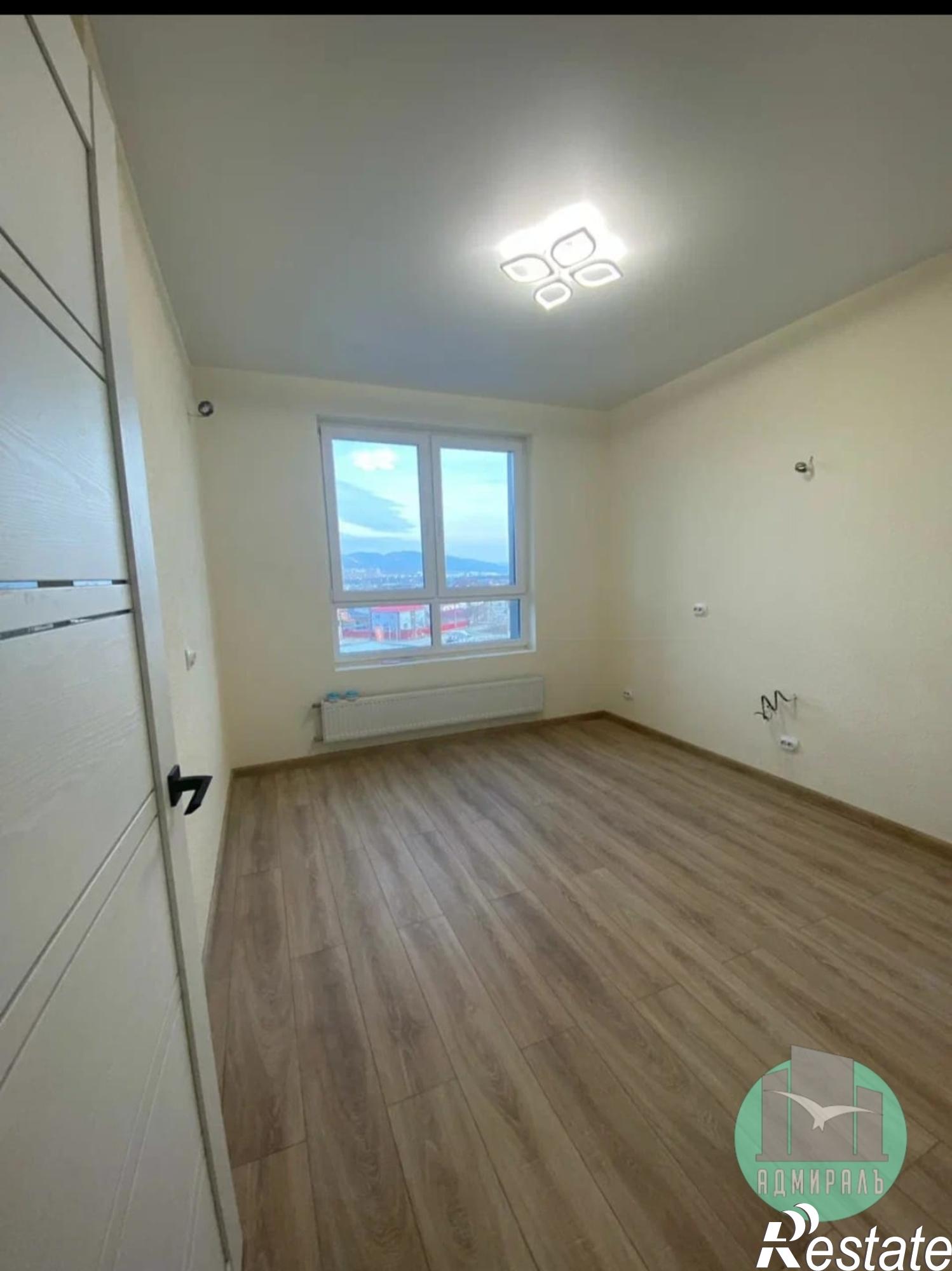 Купить квартиру за 5 890 000 рублей на муниципальное образование Новороссийск,Ф.Я.Бурсака улица,82