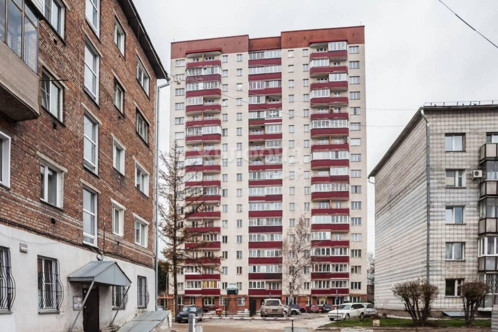 Купить квартиру за 6 300 000 рублей на Добролюбова, 152/1