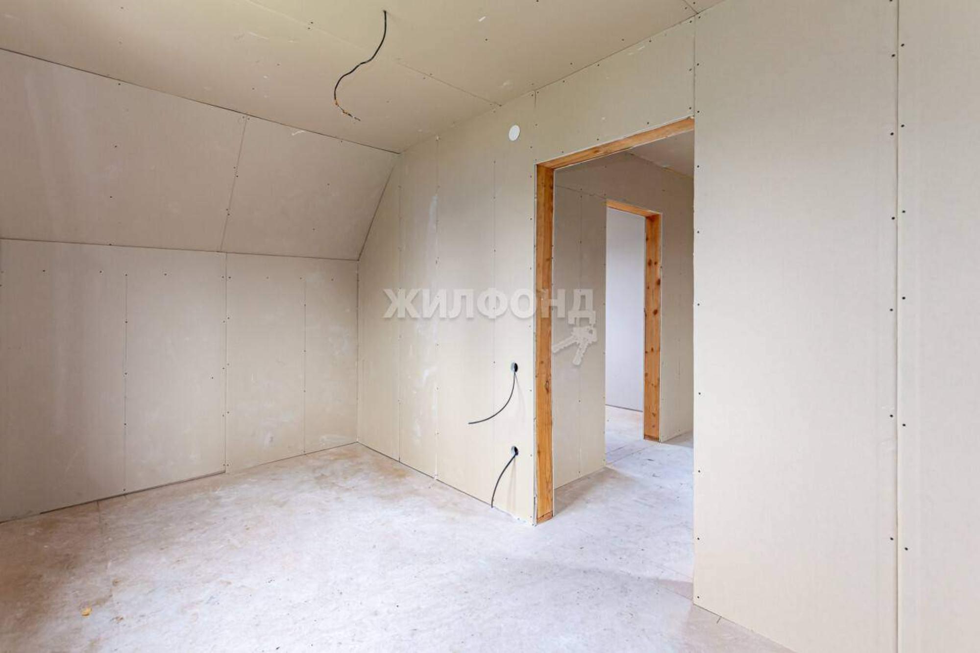Купить дачу, дом, коттедж за 5 520 000 рублей на Сибирская улица, д.115