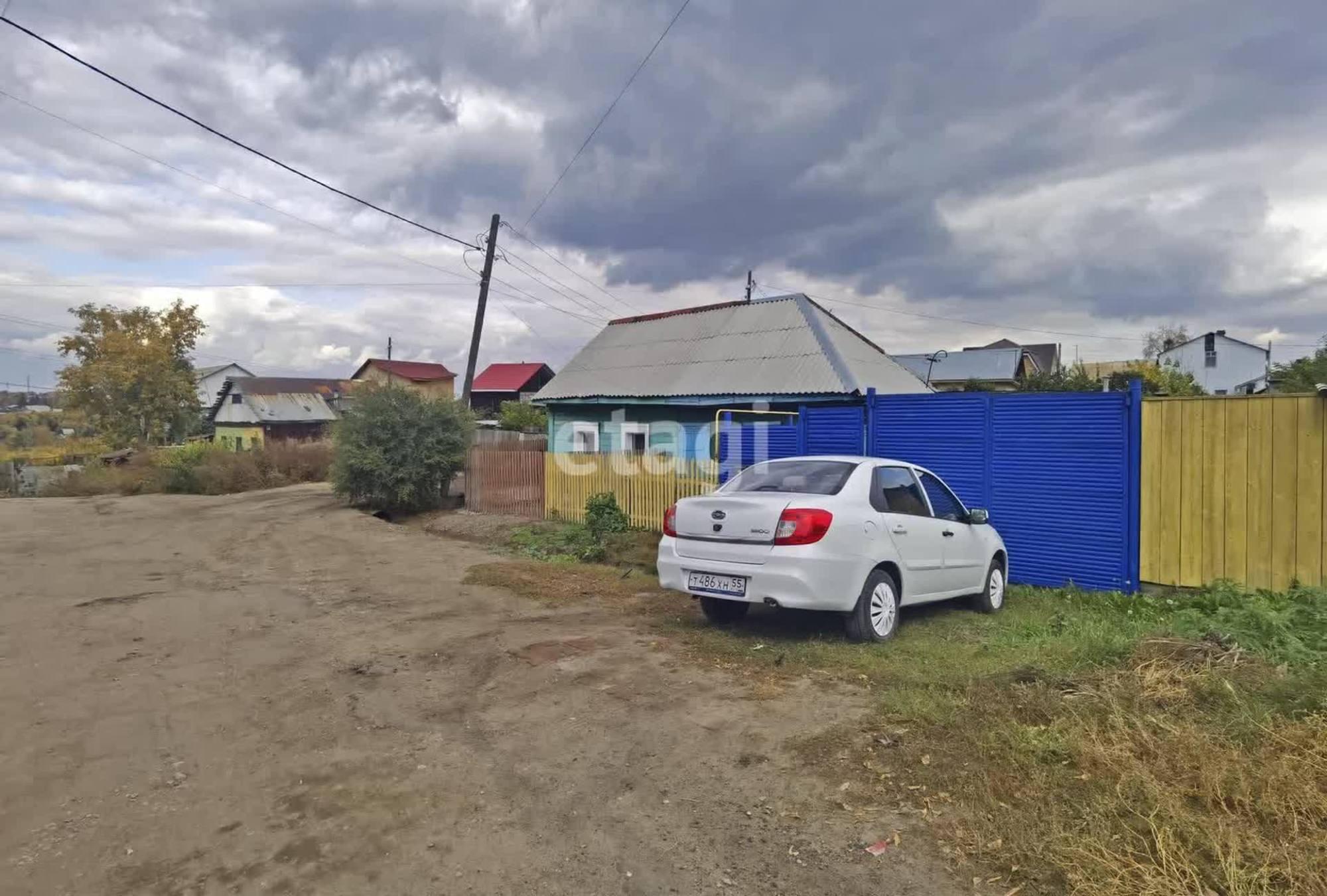 Купить дачу, дом, коттедж за 3 100 000 рублей на Линия 14-я, 1